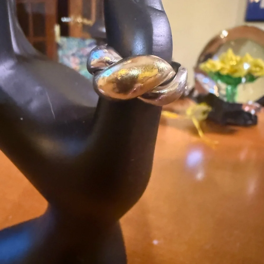 Gold Twisted Knot Ring - Picture 5 of 13